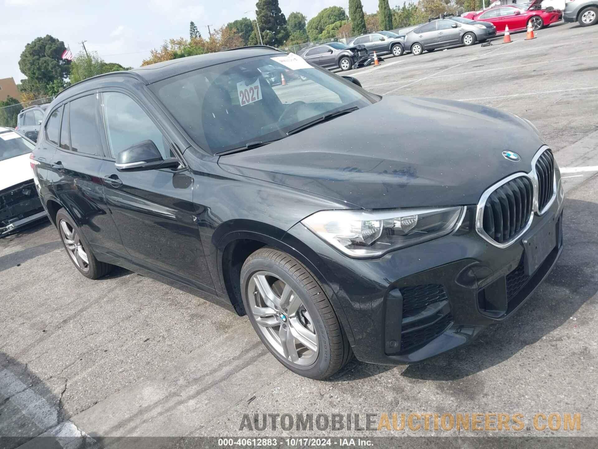 WBXJG7C02M5U22660 BMW X1 2021