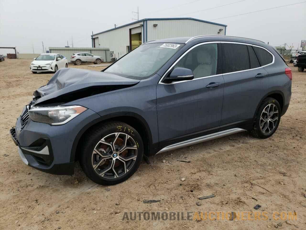 WBXJG7C02N5U68247 BMW X1 2022