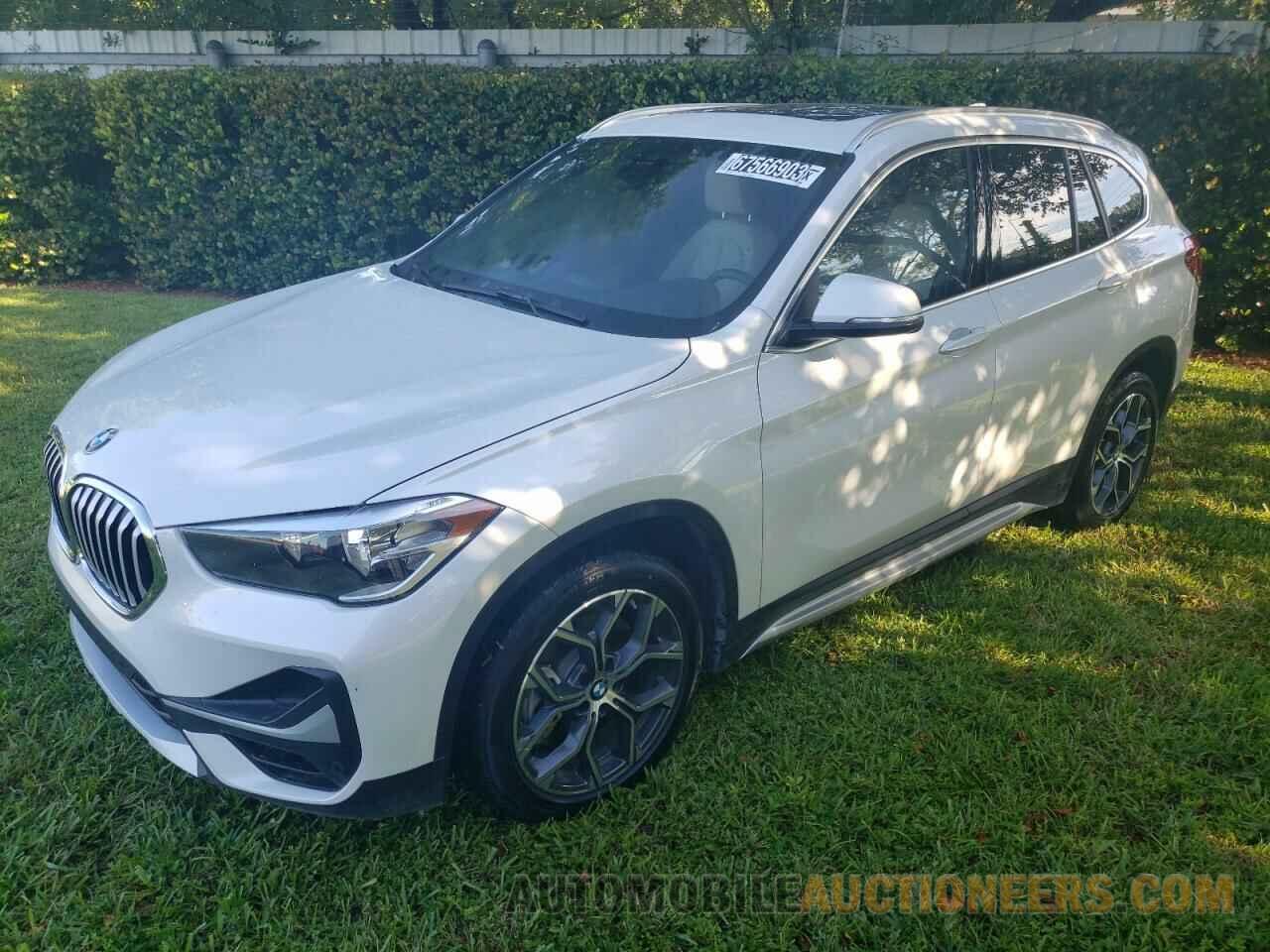 WBXJG7C02N5V09766 BMW X1 2022