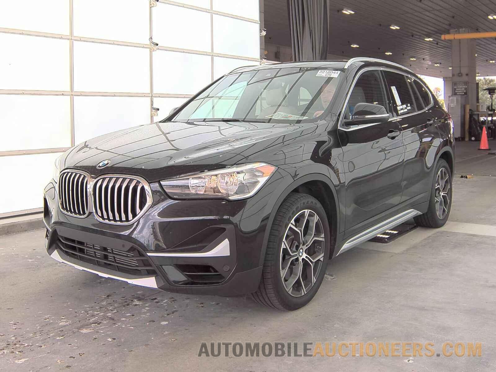 WBXJG7C02N5V40497 BMW X1 2022