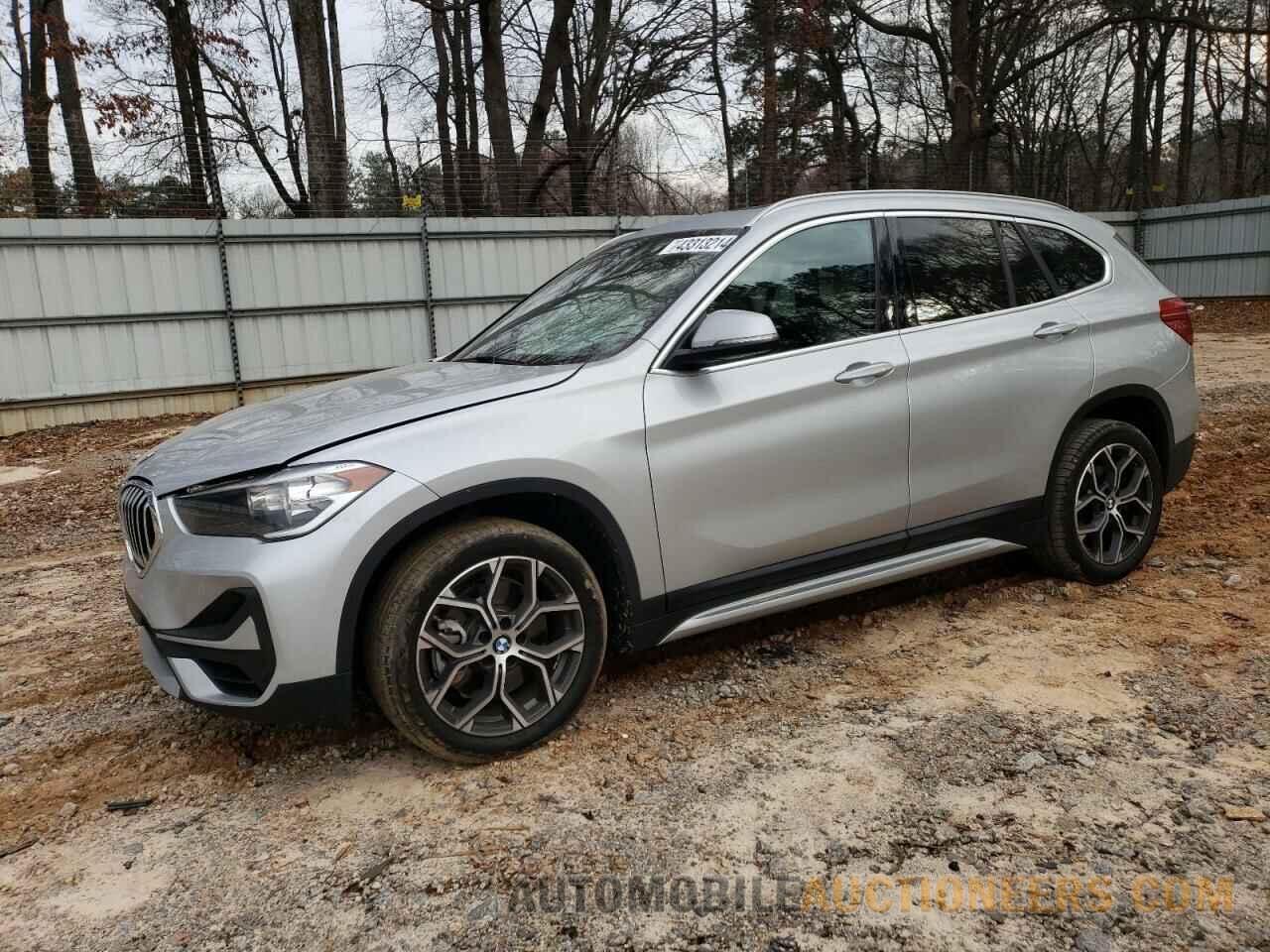 WBXJG7C03M3M76318 BMW X1 2021