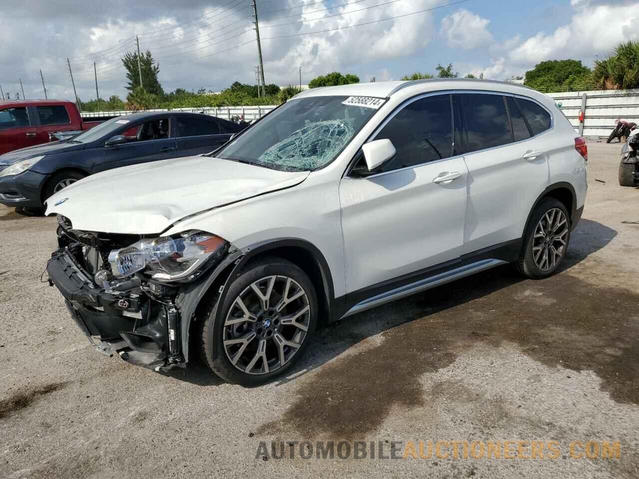 WBXJG7C03M5S74938 BMW X1 2021