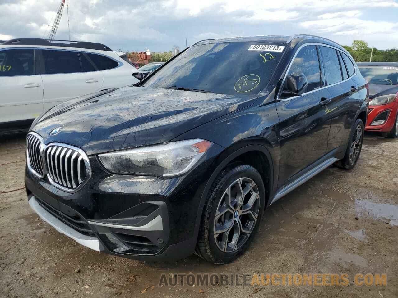 WBXJG7C03N5V12823 BMW X1 2022