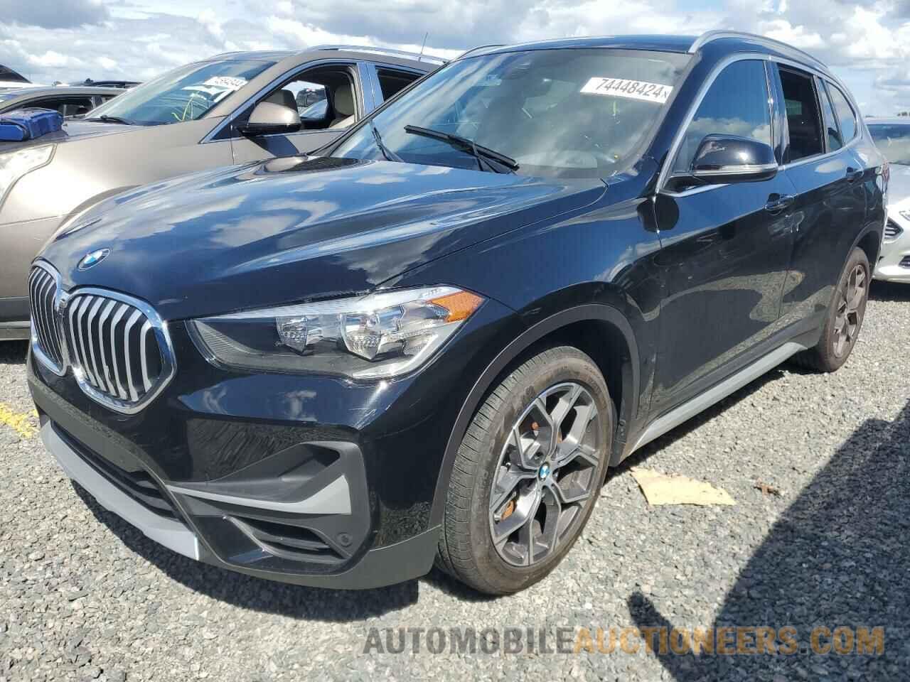 WBXJG7C04M5T81187 BMW X1 2021