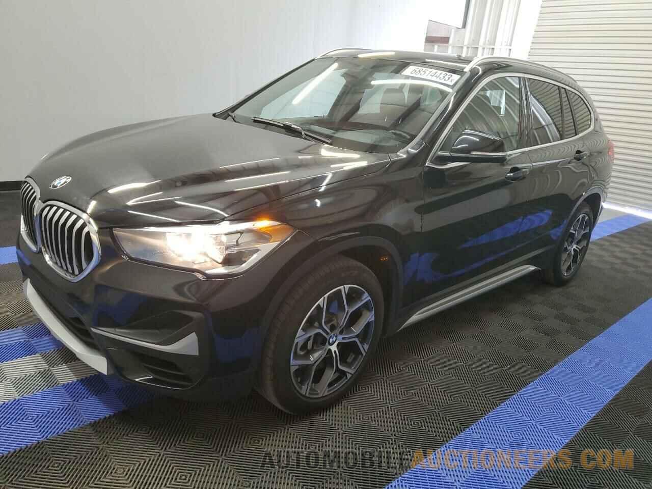 WBXJG7C04N5V23054 BMW X1 2022