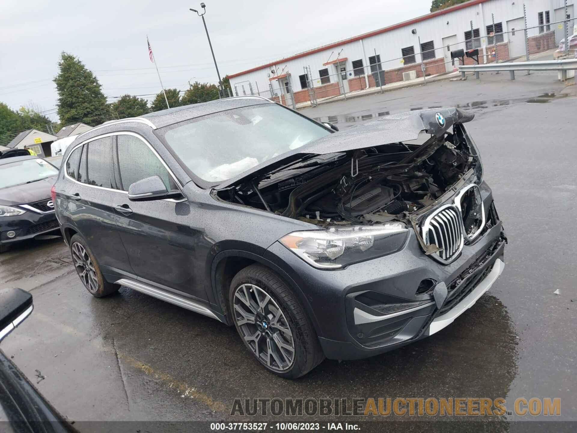 WBXJG7C06M3M75390 BMW X1 2021