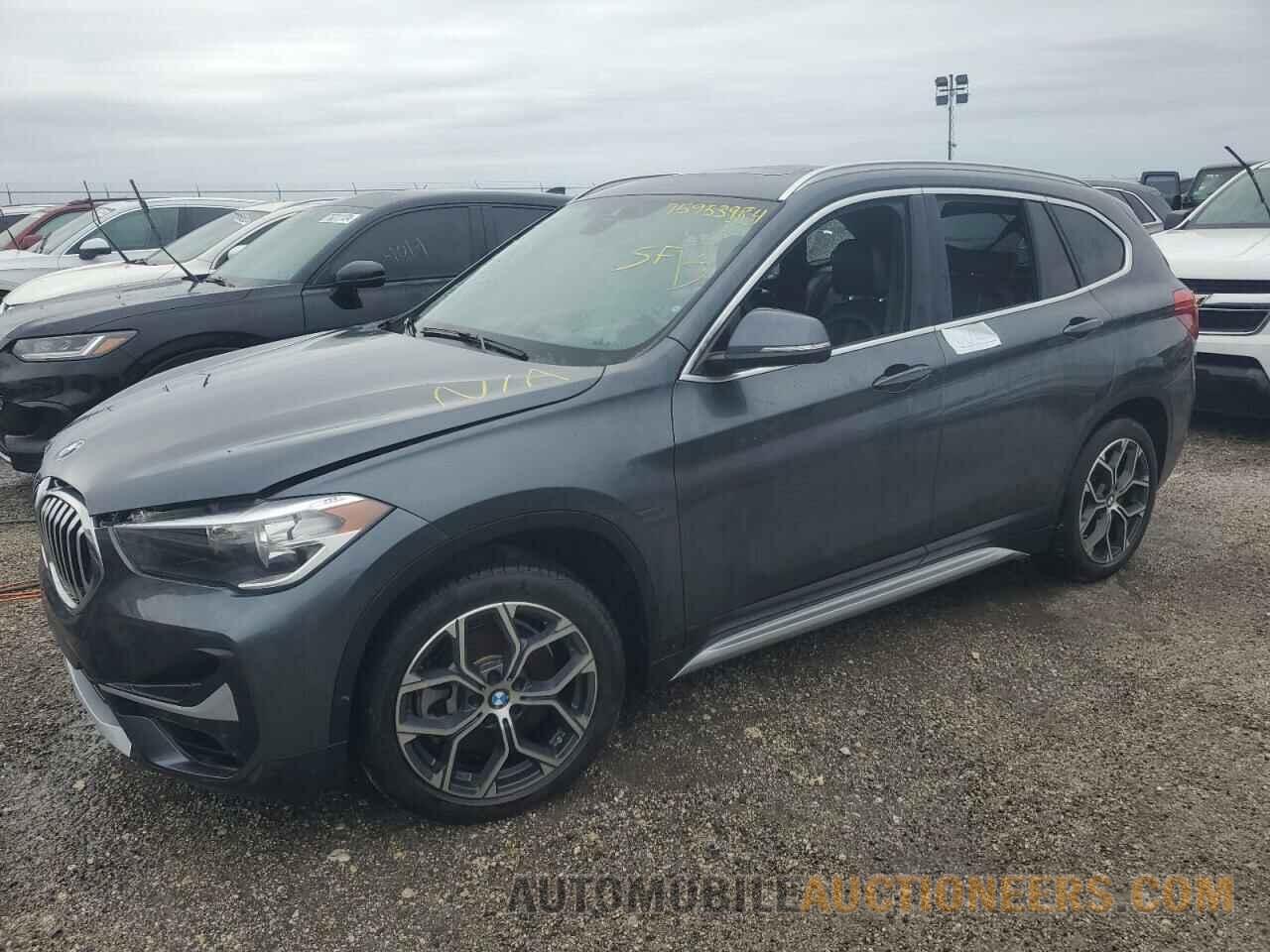 WBXJG7C06M5S52173 BMW X1 2021