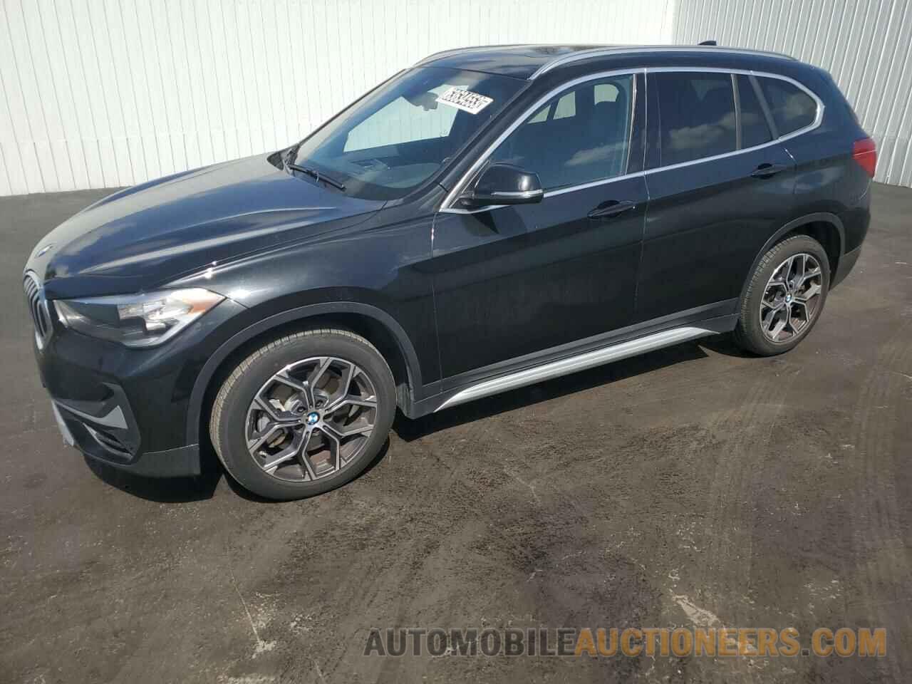 WBXJG7C06M5T96502 BMW X1 2021