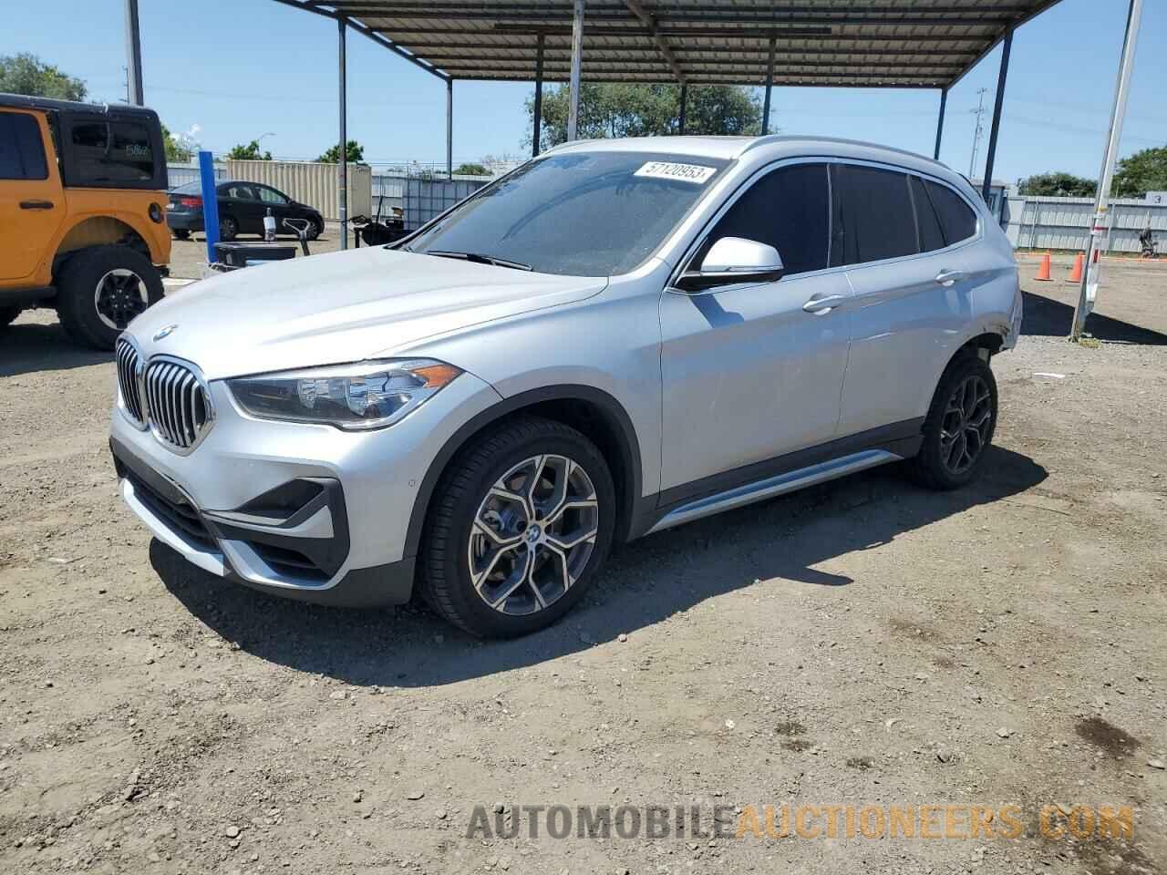 WBXJG7C06M5U03013 BMW X1 2021