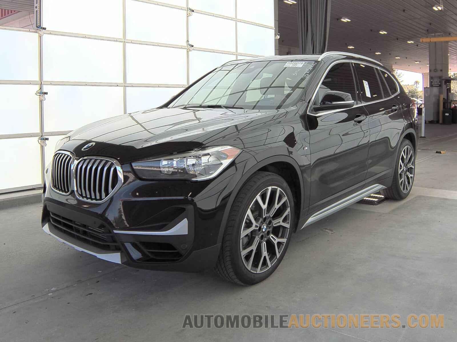 WBXJG7C06M5U09944 BMW X1 2021