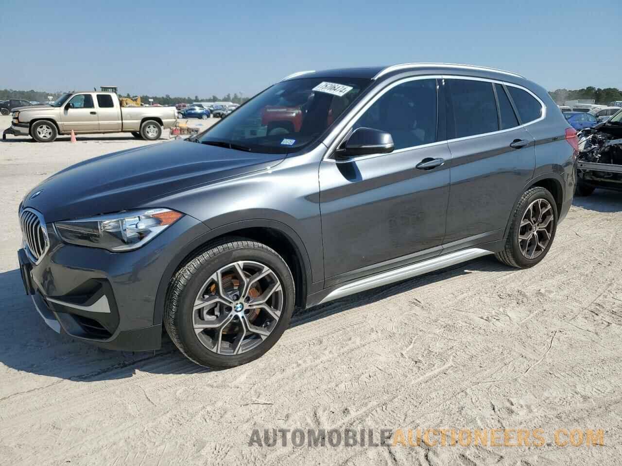 WBXJG7C06M5U10172 BMW X1 2021