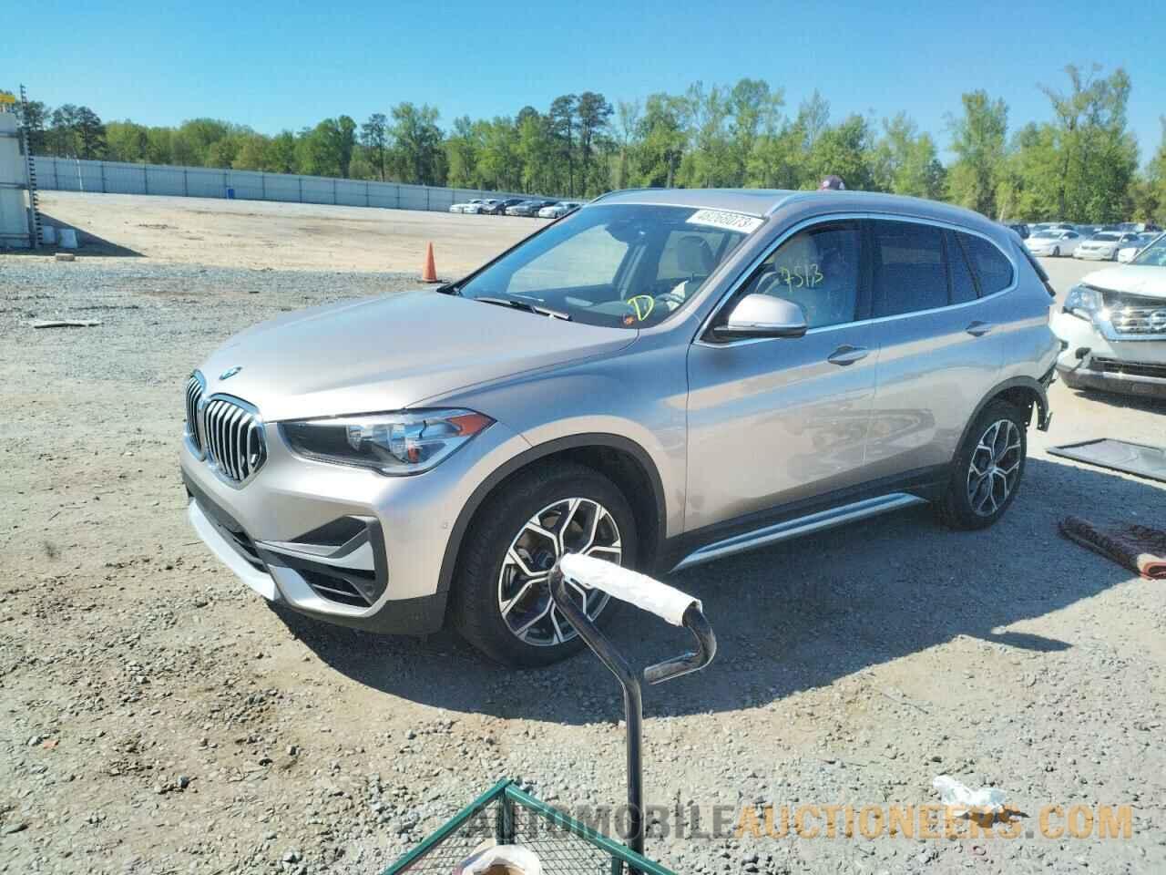 WBXJG7C06M5U26081 BMW X1 2021