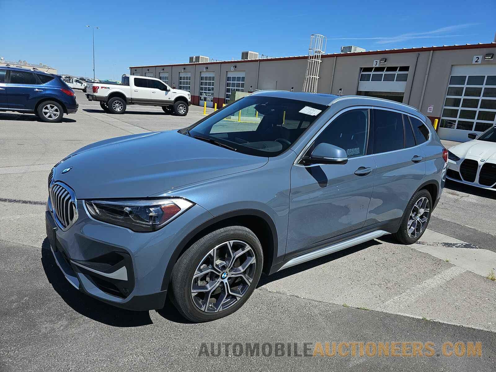 WBXJG7C07M3M40096 BMW X1 2021