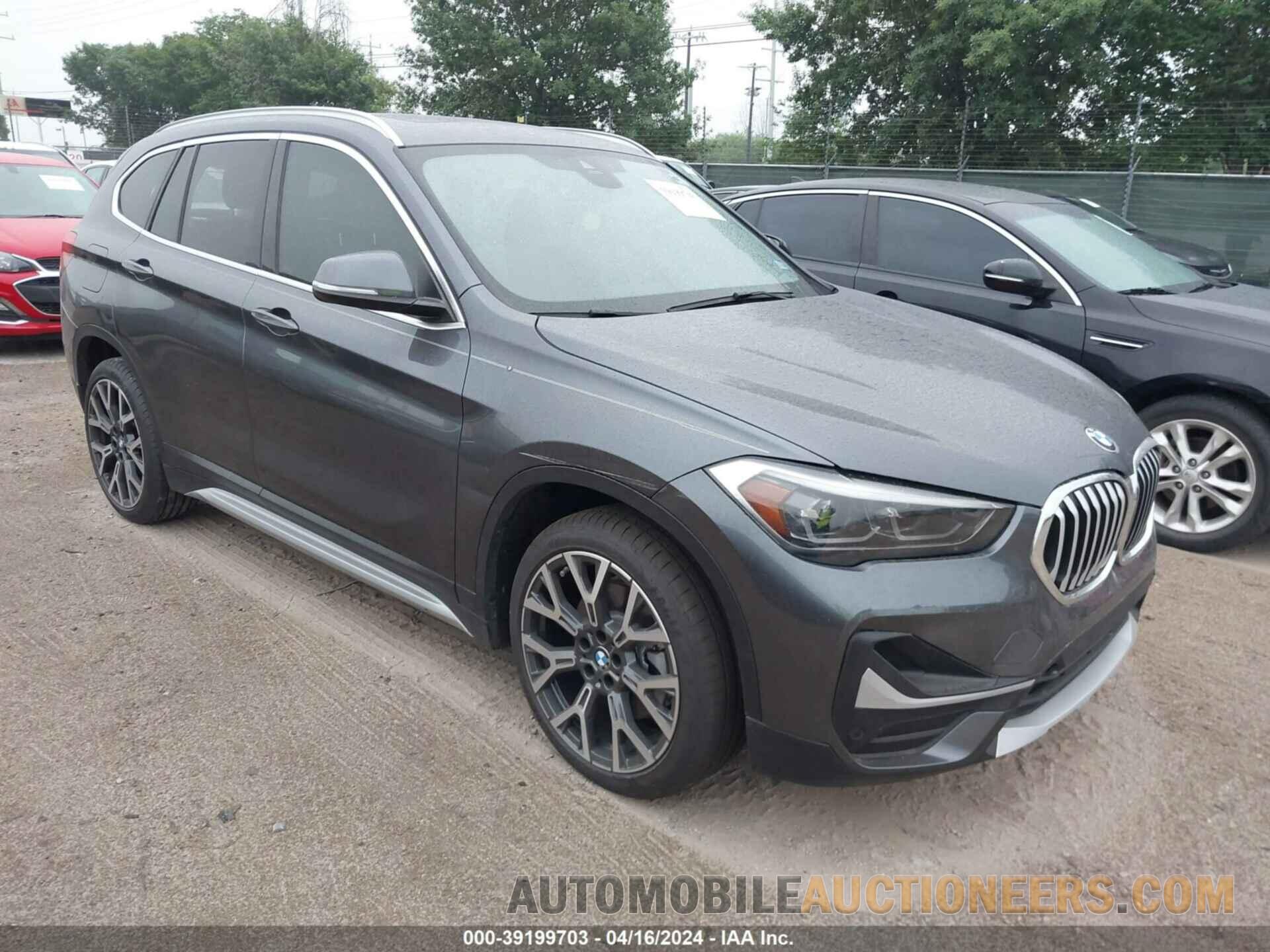 WBXJG7C07M5S64851 BMW X1 2021