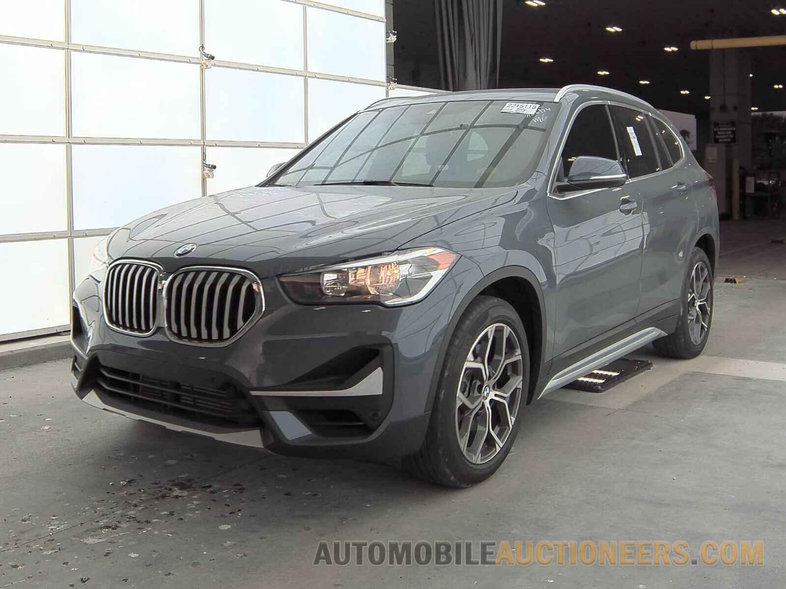 WBXJG7C07M5T78588 BMW X1 2021