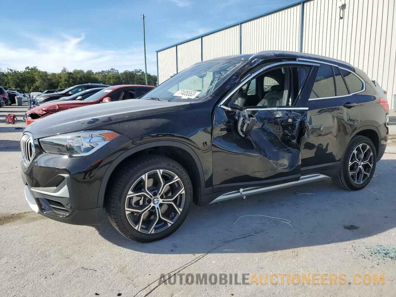 WBXJG7C08M5S55690 BMW X1 2021