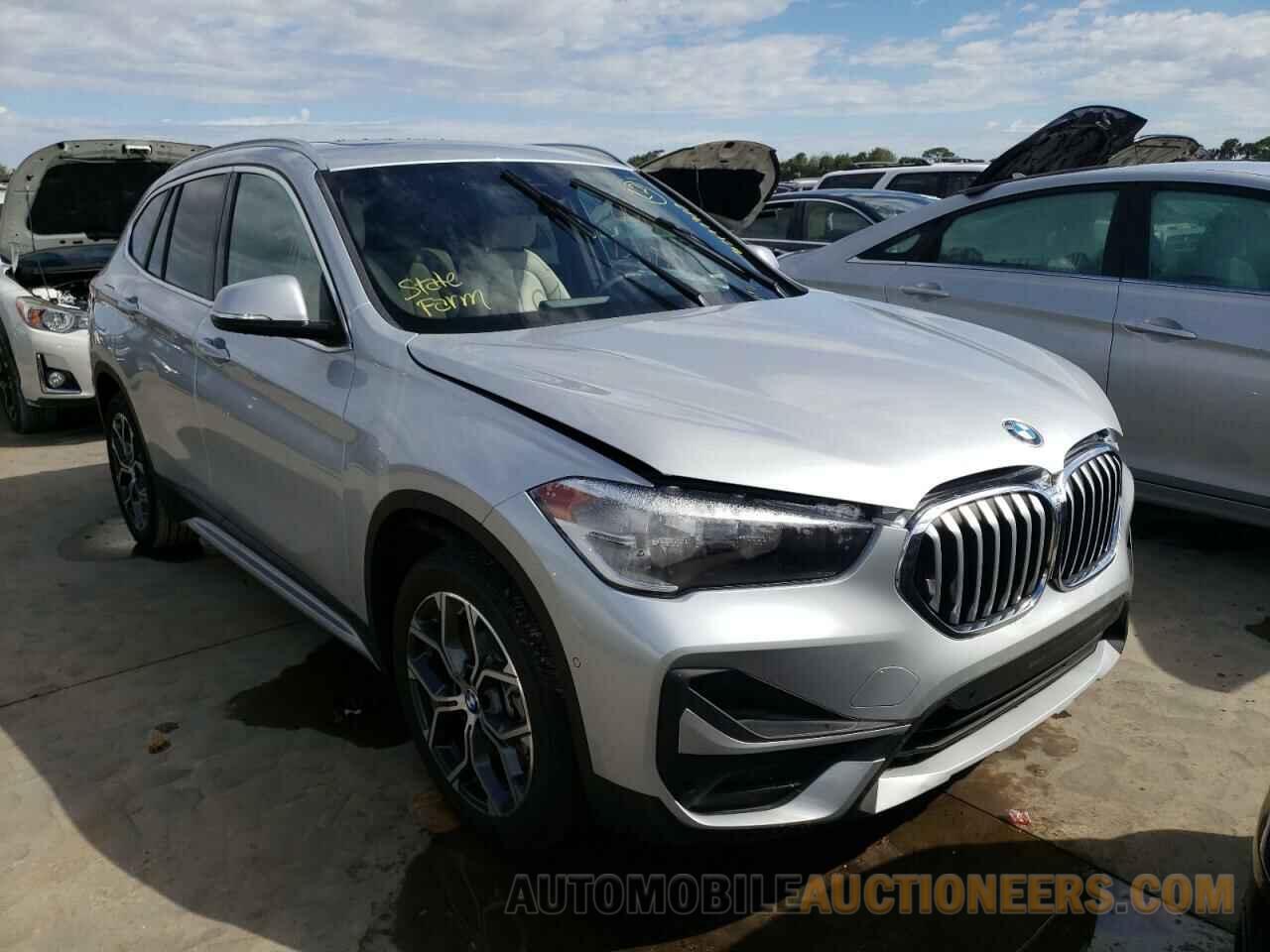 WBXJG7C08M5T59712 BMW X1 2021