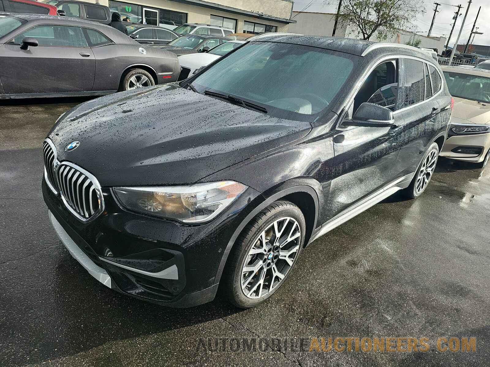 WBXJG7C08M5T61458 BMW X1 2021