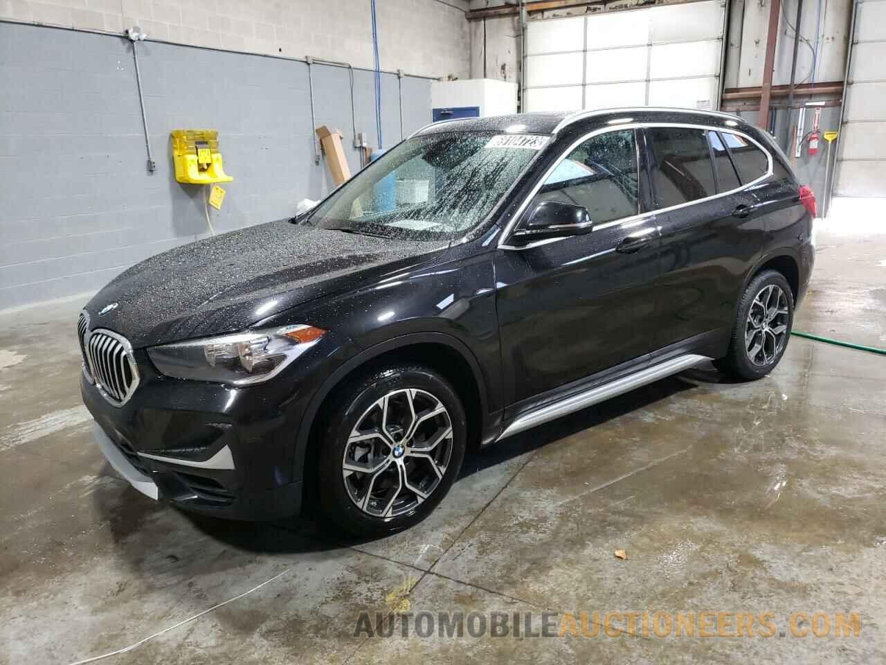 WBXJG7C08M5T70421 BMW X1 2021