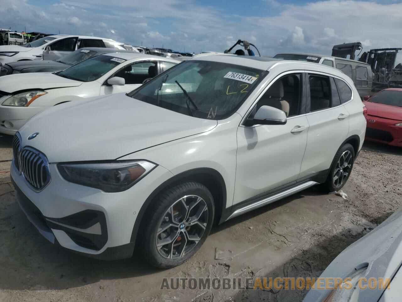 WBXJG7C08M5T90362 BMW X1 2021