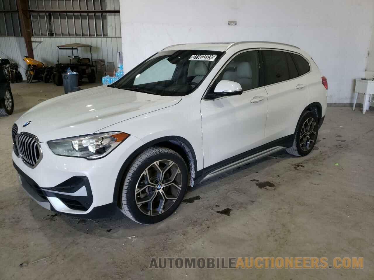 WBXJG7C08M5T95822 BMW X1 2021