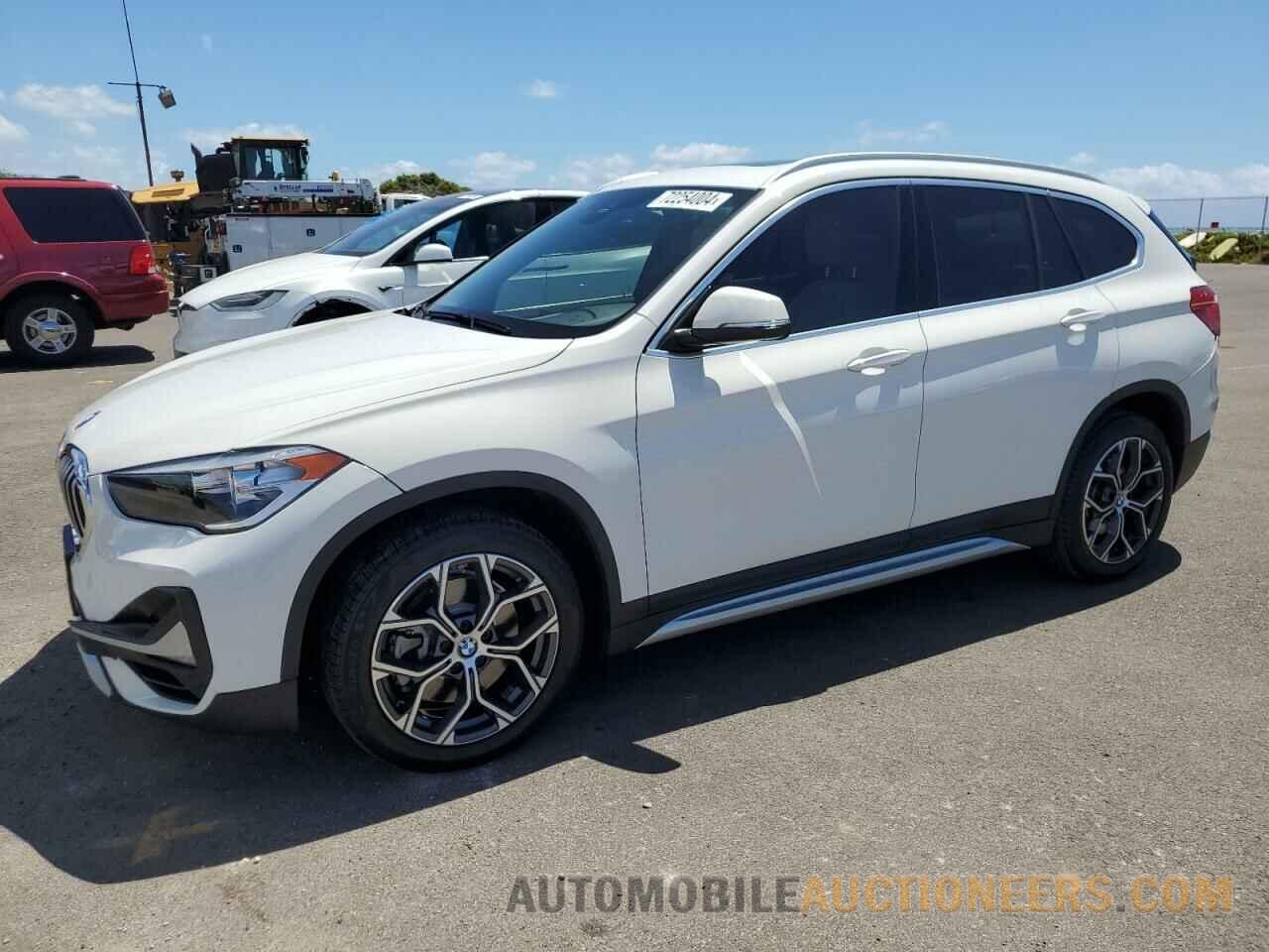 WBXJG7C09L5P70017 BMW X1 2020