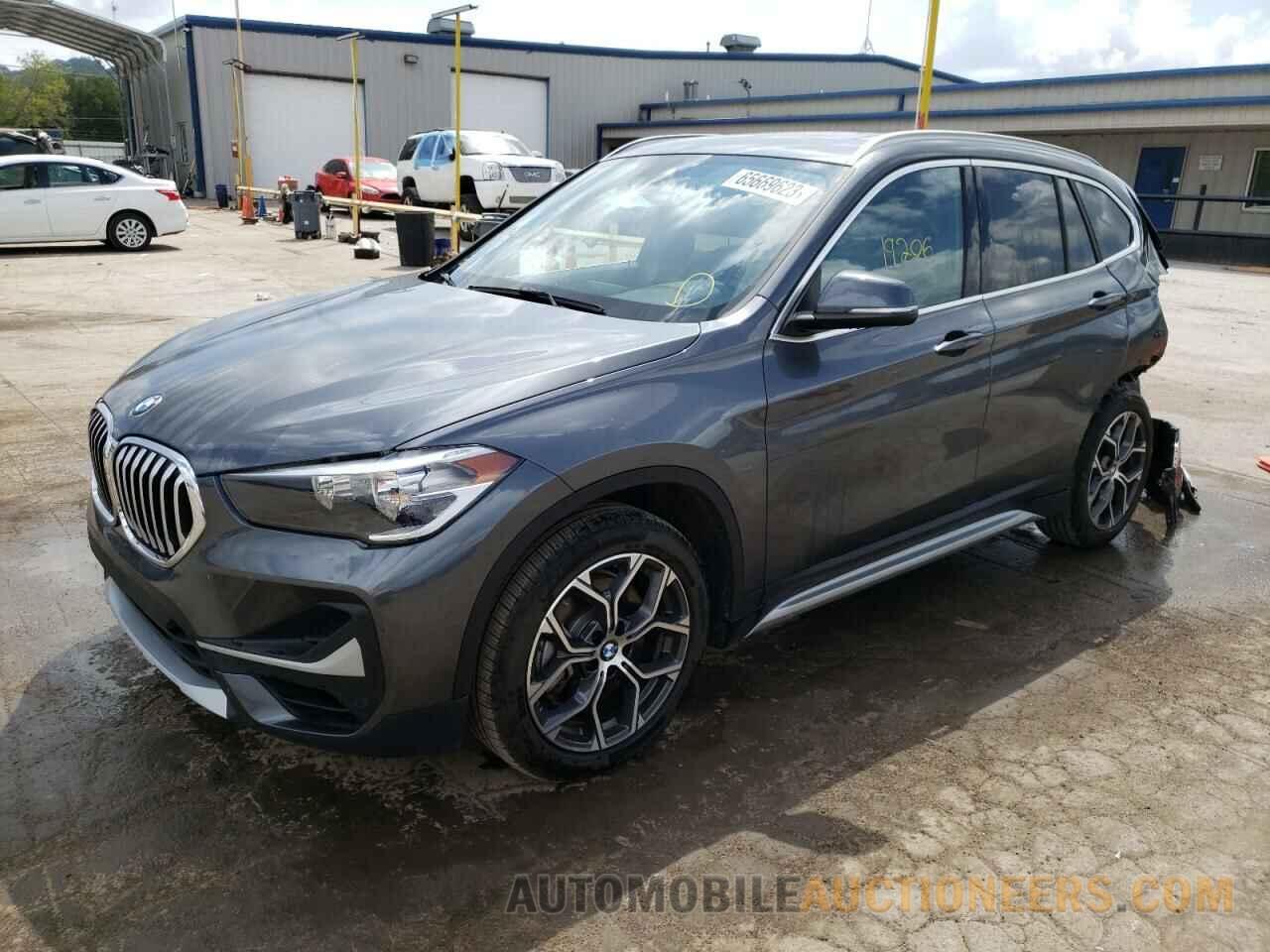 WBXJG7C09M5T03861 BMW X1 2021