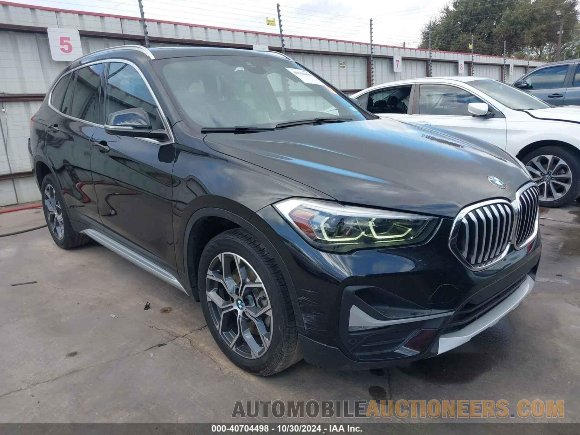 WBXJG7C0XL5R38117 BMW X1 2020