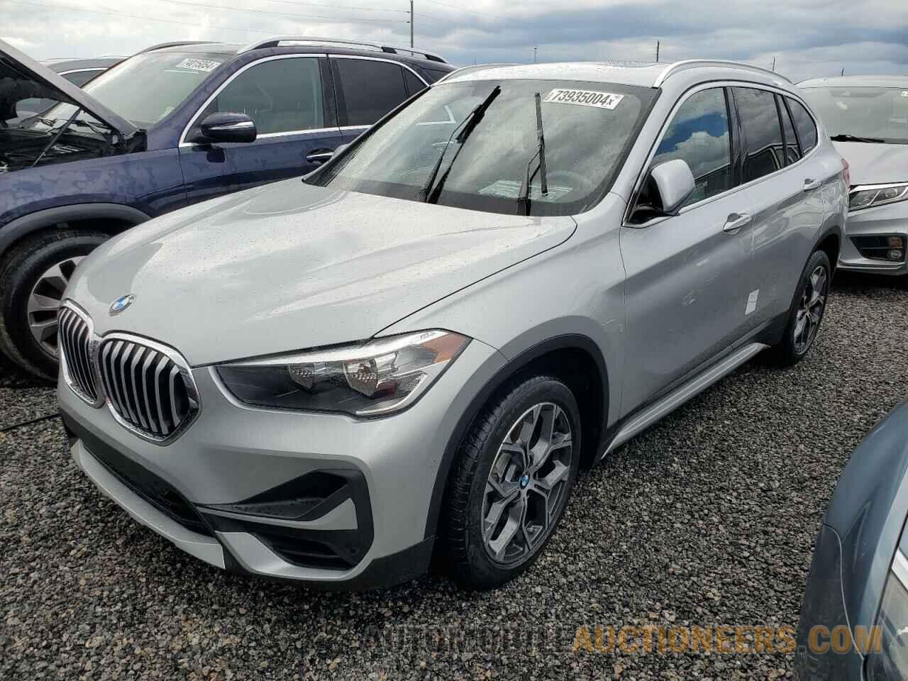 WBXJG7C0XM5S23727 BMW X1 2021