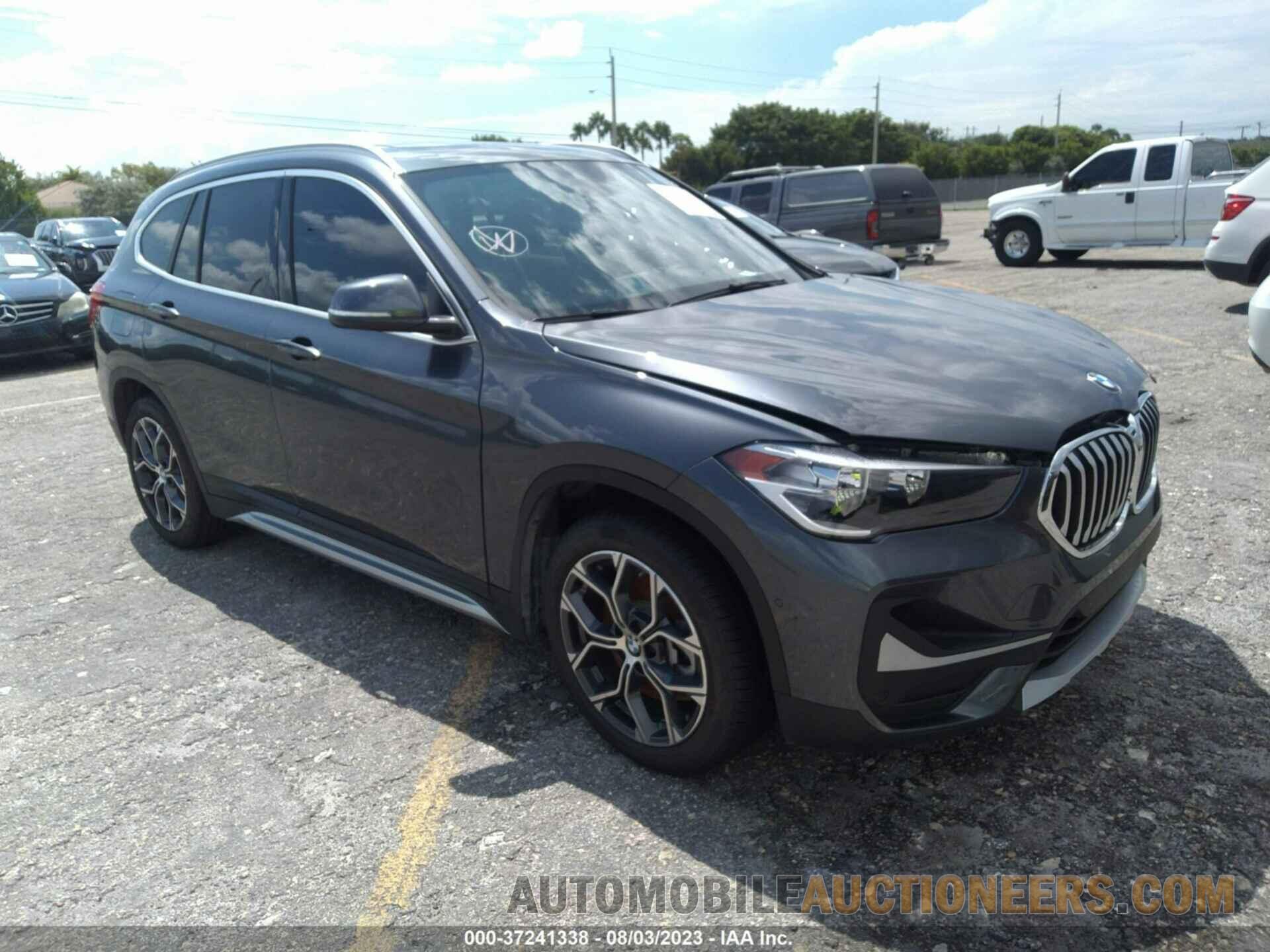 WBXJG7C0XN5U82574 BMW X1 2022