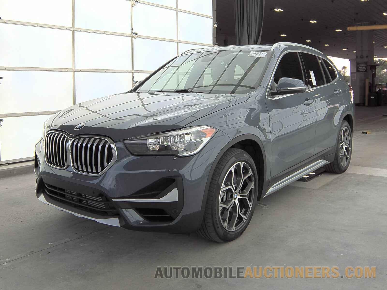 WBXJG9C01M5T38843 BMW X1 2021