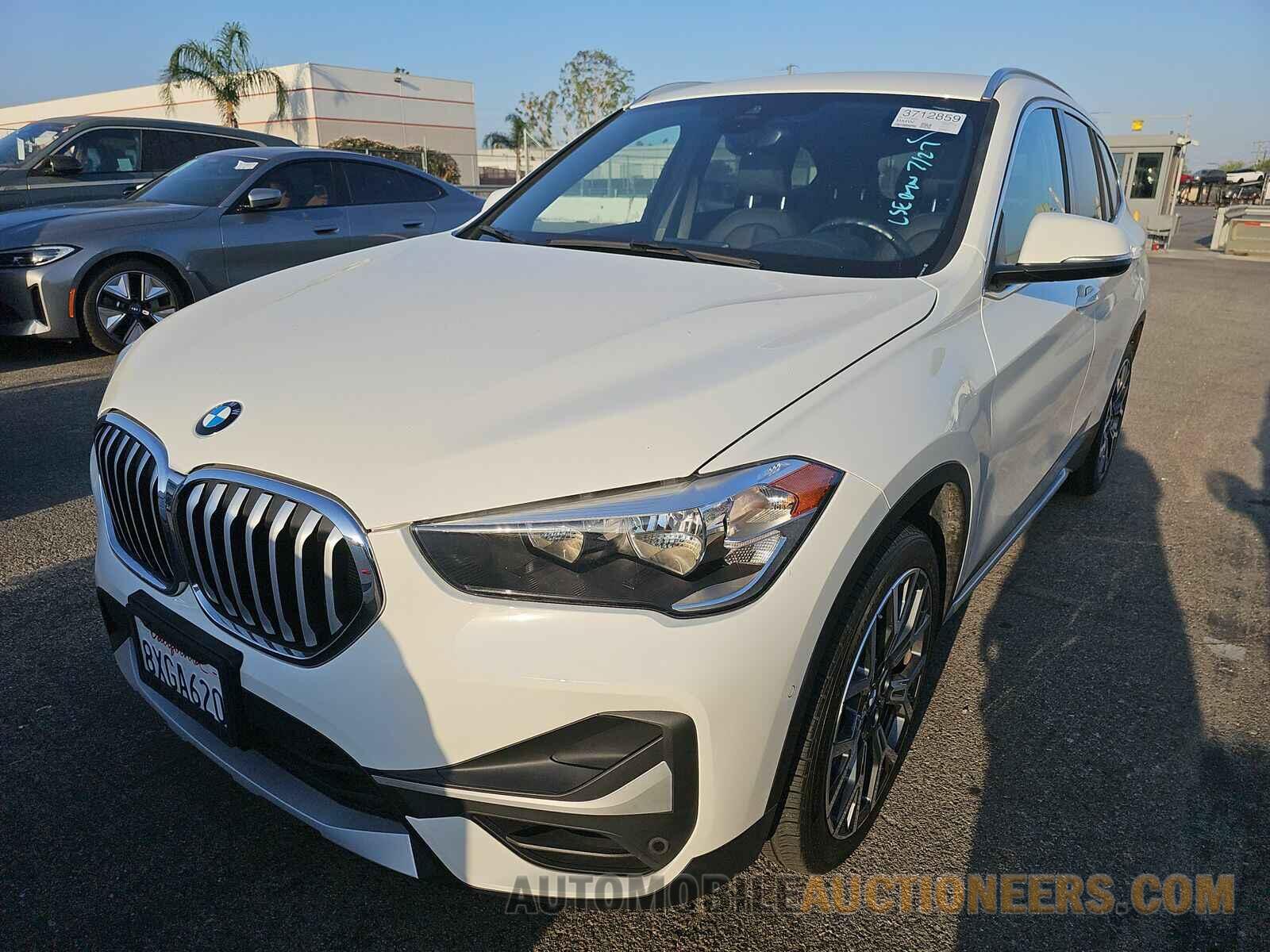 WBXJG9C01M5T56842 BMW X1 2021