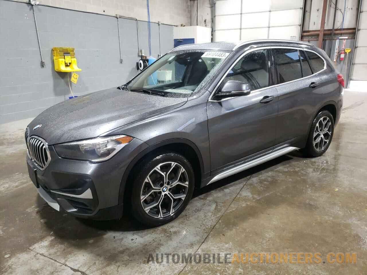 WBXJG9C01M5T75987 BMW X1 2021