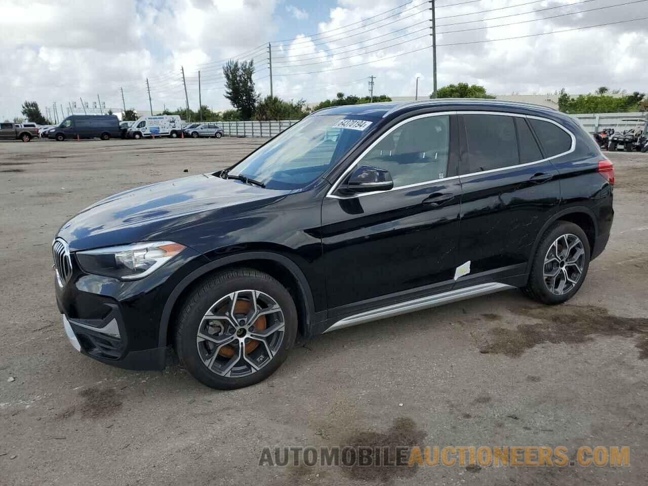 WBXJG9C02L5P95613 BMW X1 2020