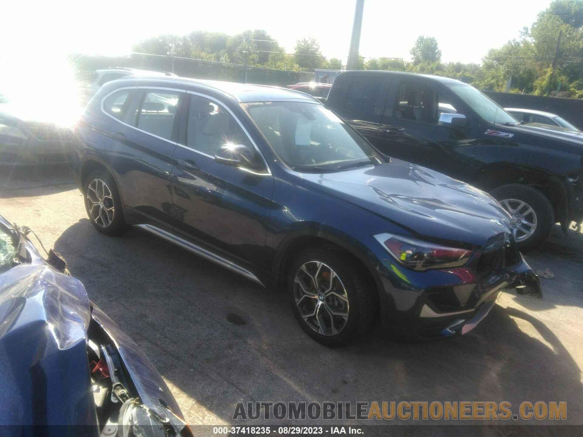 WBXJG9C02M5S25693 BMW X1 2021