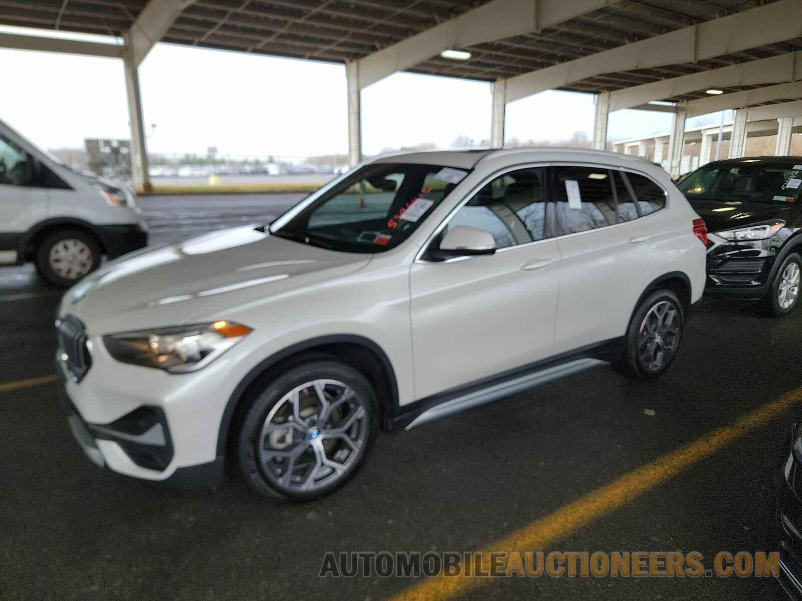 WBXJG9C03M5T10400 BMW X1 2021