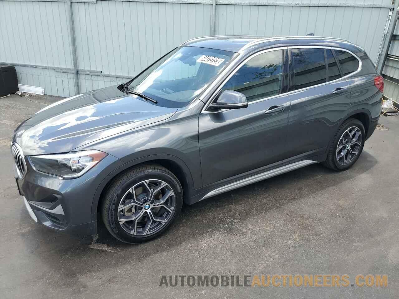 WBXJG9C03M5T97859 BMW X1 2021