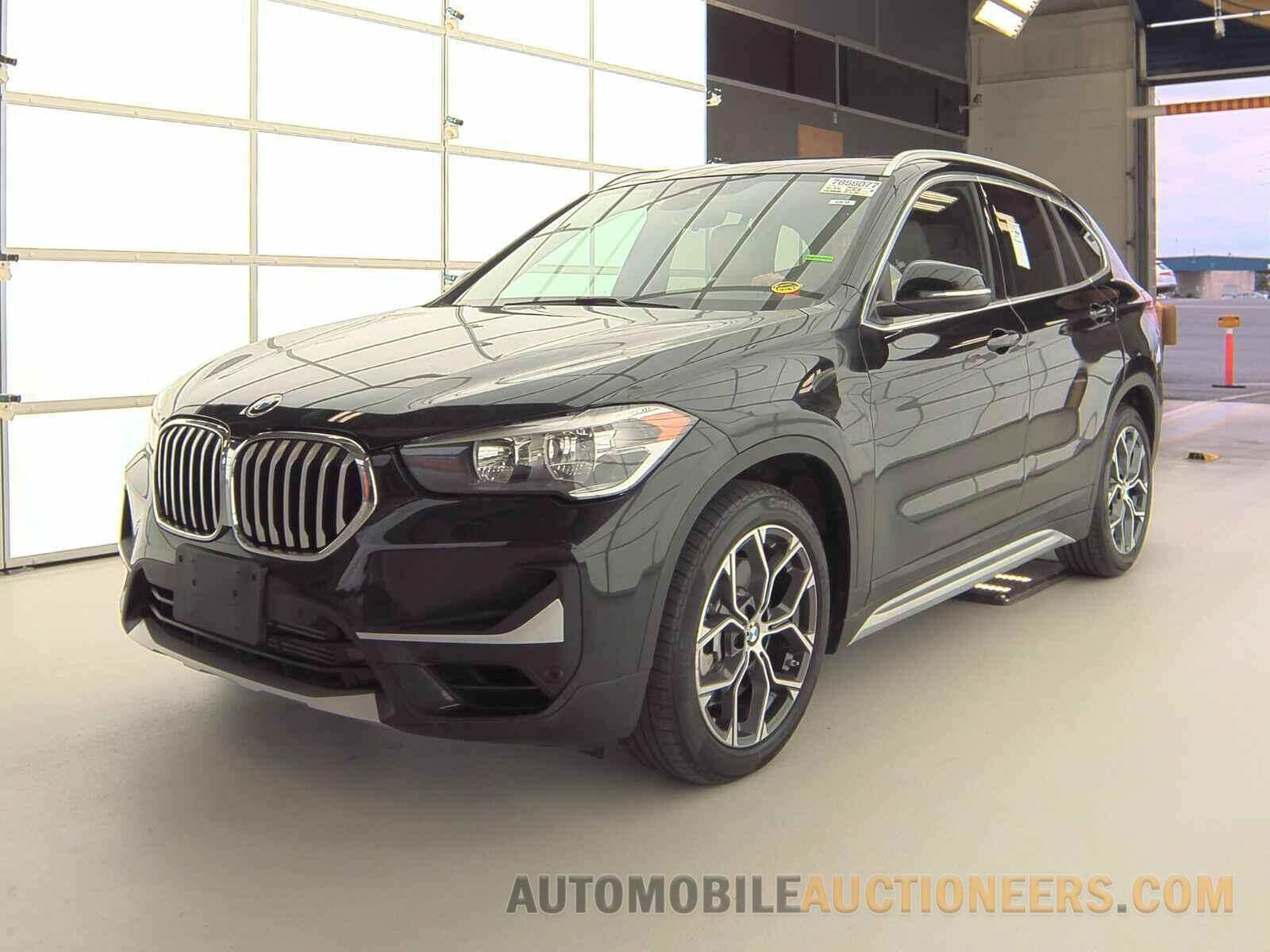 WBXJG9C03M5U08097 BMW X1 2021