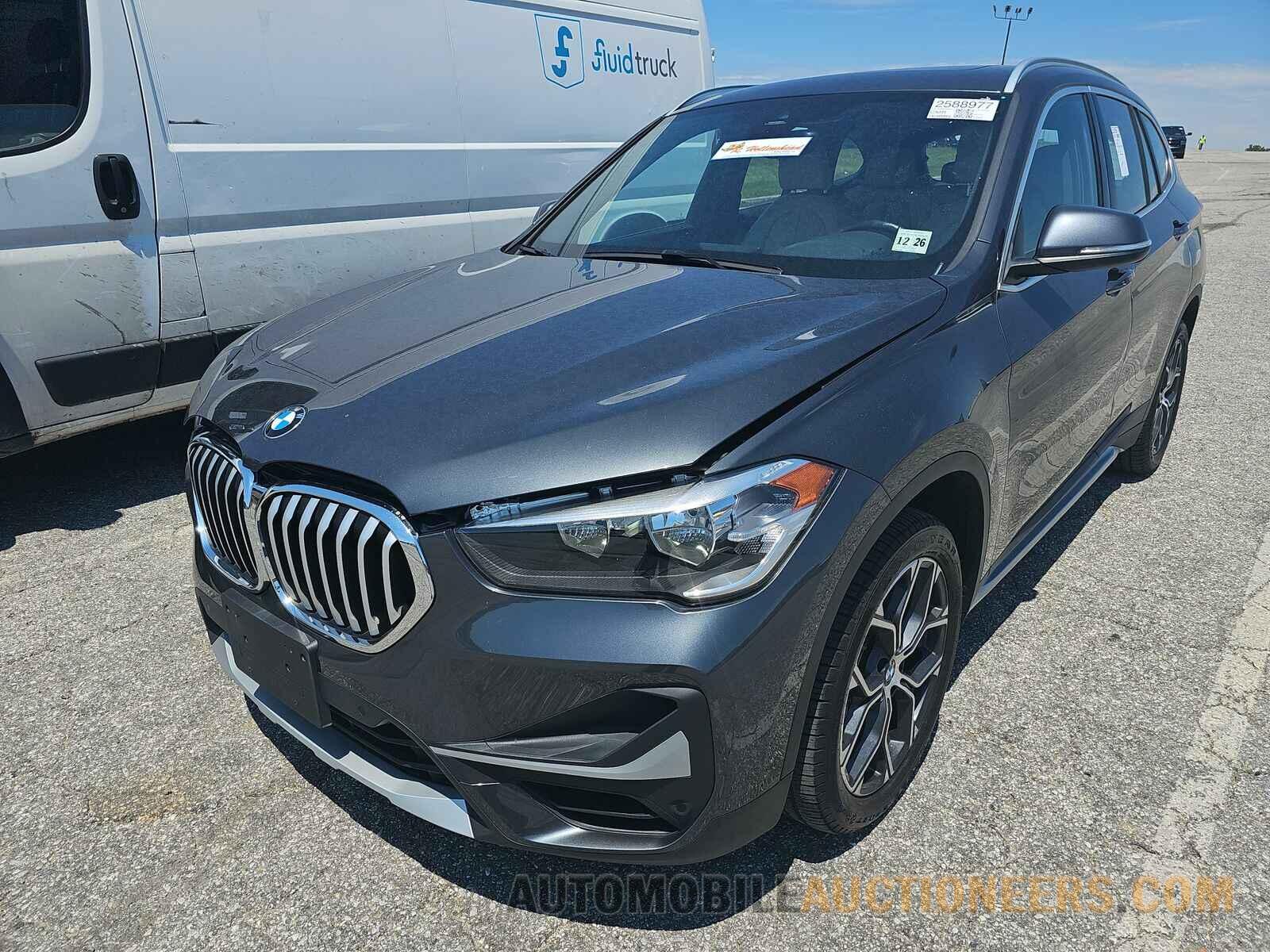 WBXJG9C04M5S00942 BMW X1 2021