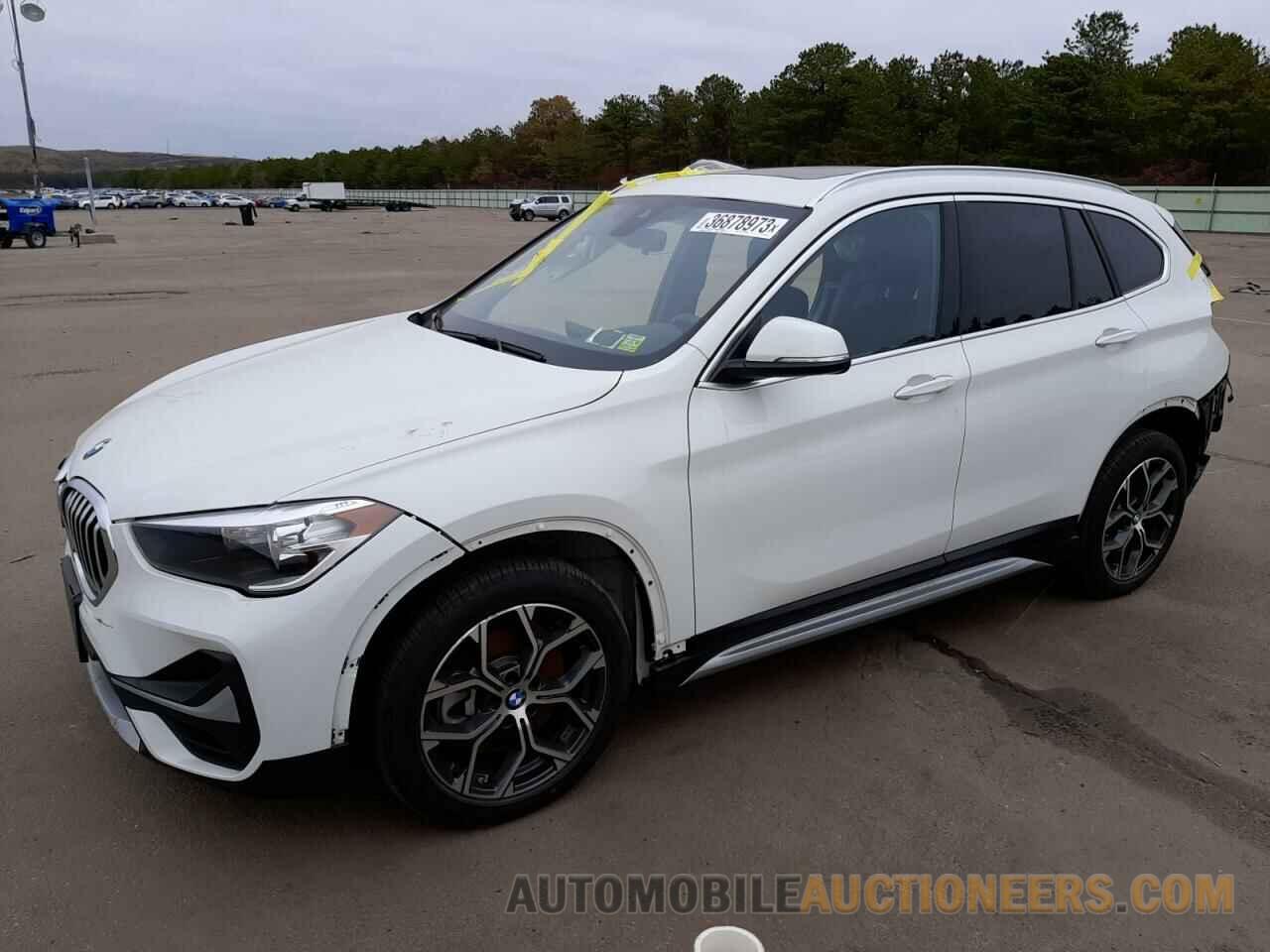 WBXJG9C05M5S54010 BMW X1 2021