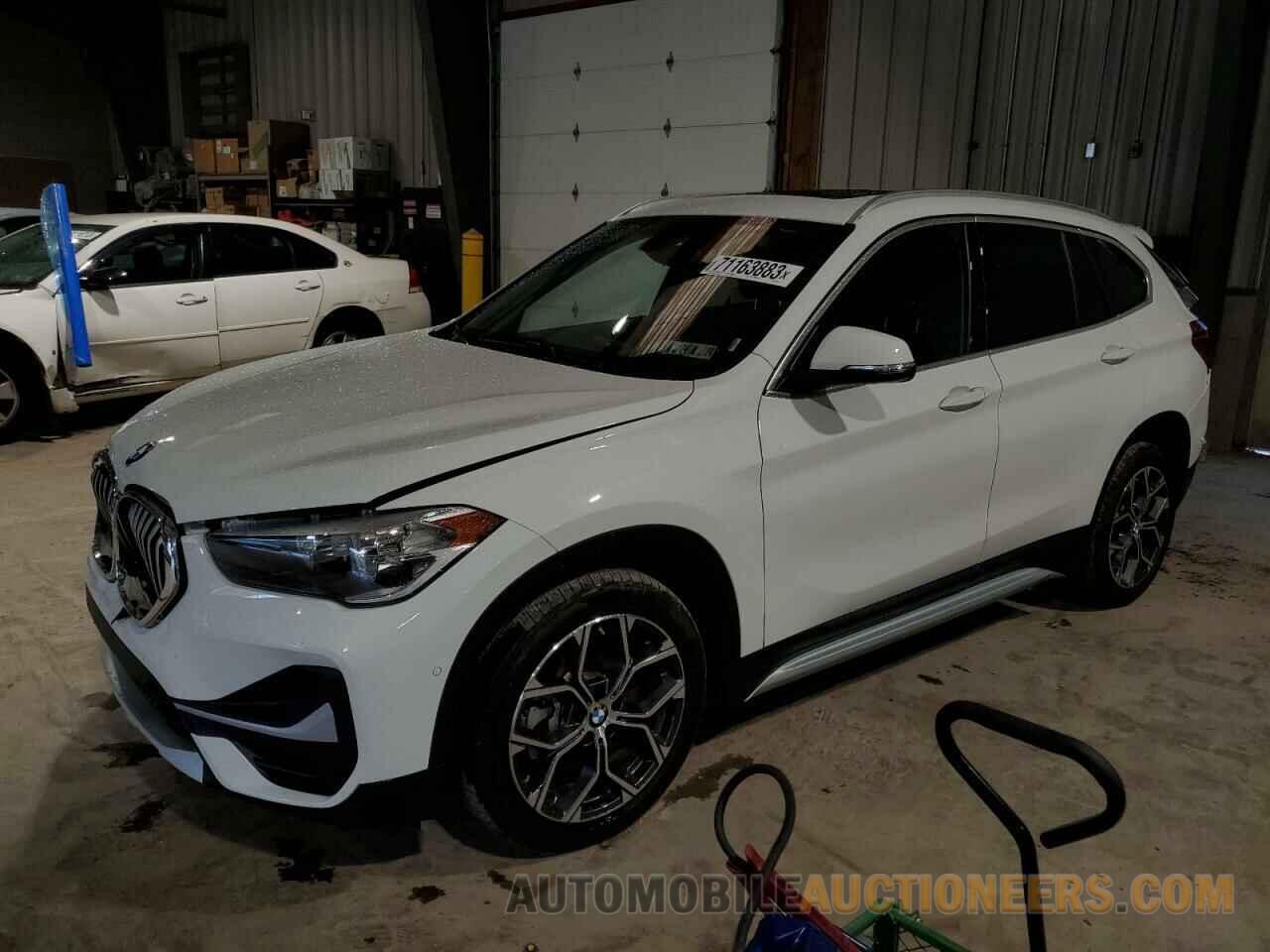 WBXJG9C06M5T27661 BMW X1 2021