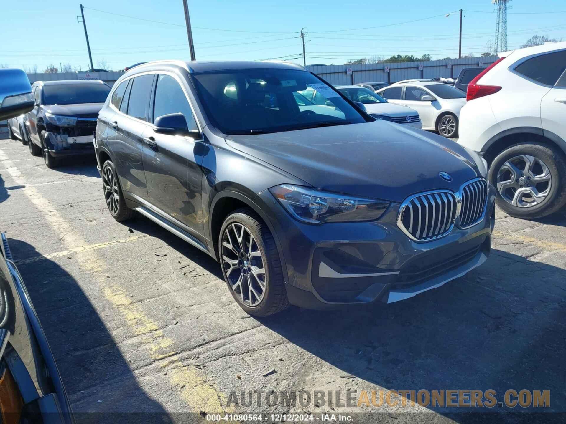 WBXJG9C06M5T33833 BMW X1 2021