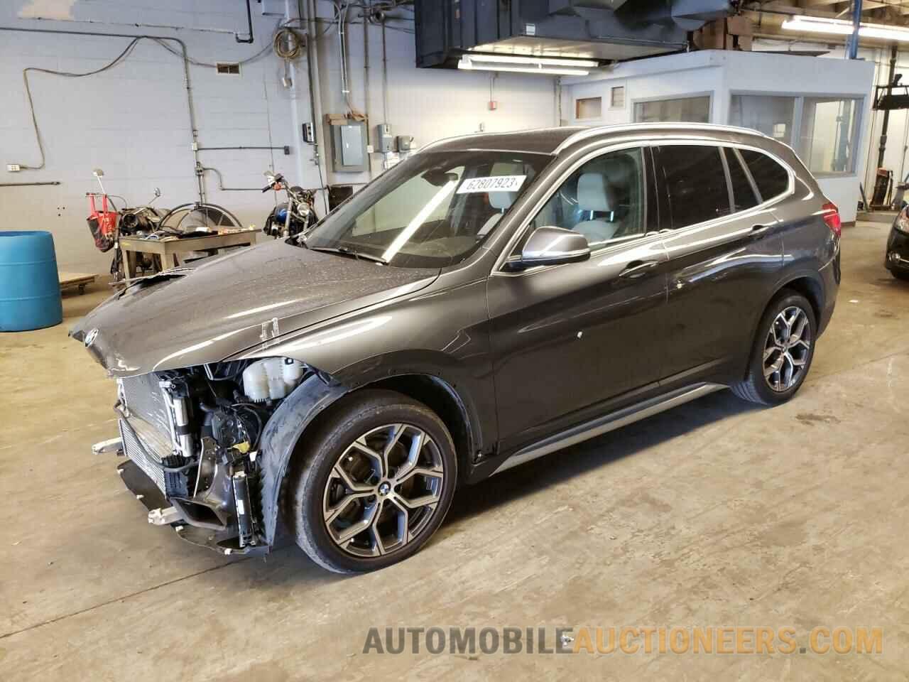 WBXJG9C06N5U77609 BMW X1 2022