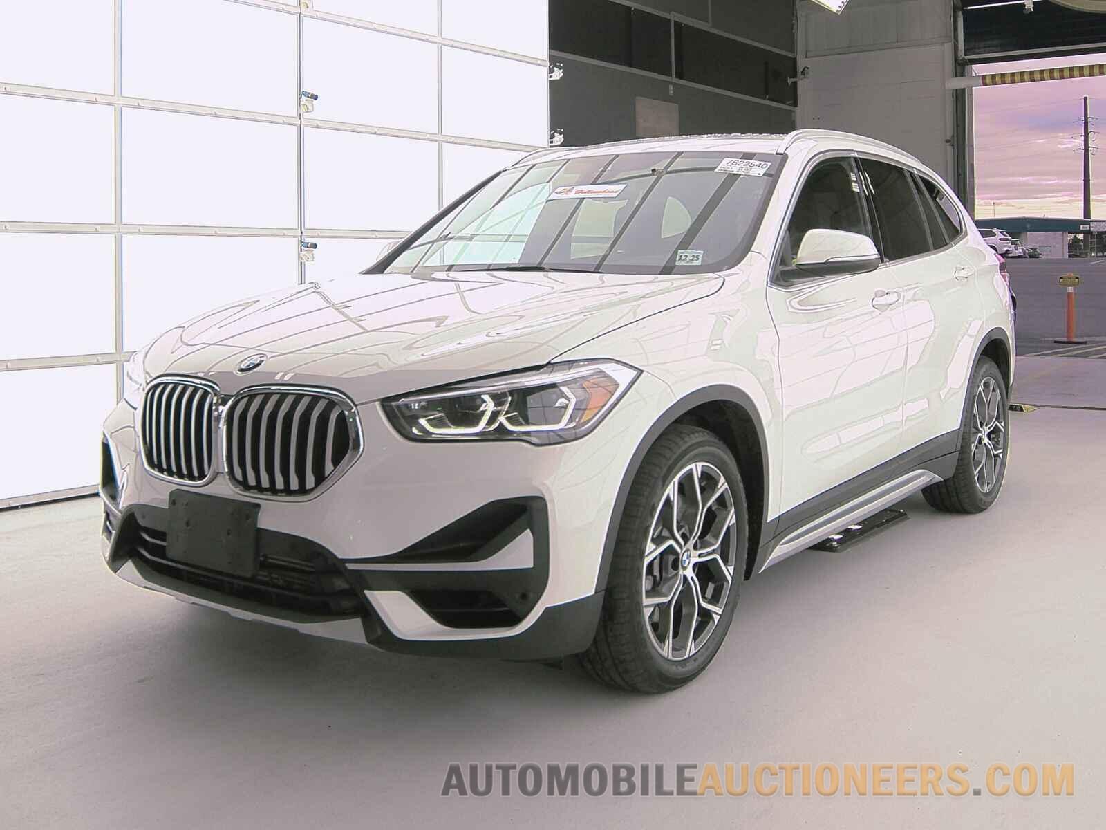 WBXJG9C07M5S61461 BMW X1 2021