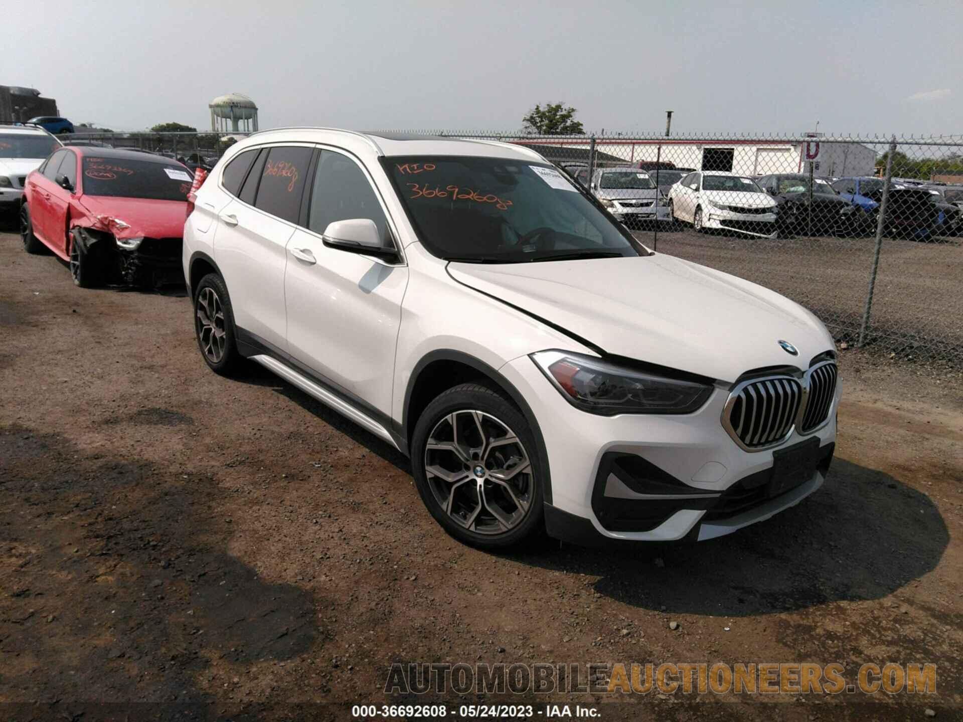 WBXJG9C07M5U27056 BMW X1 2021