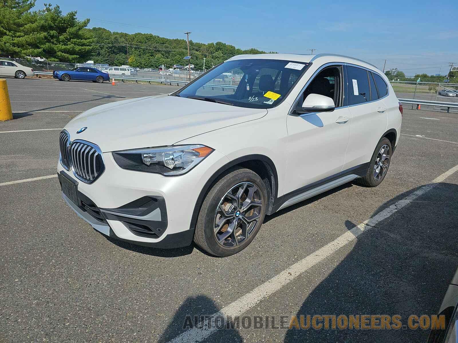 WBXJG9C08M5T63707 BMW X1 2021