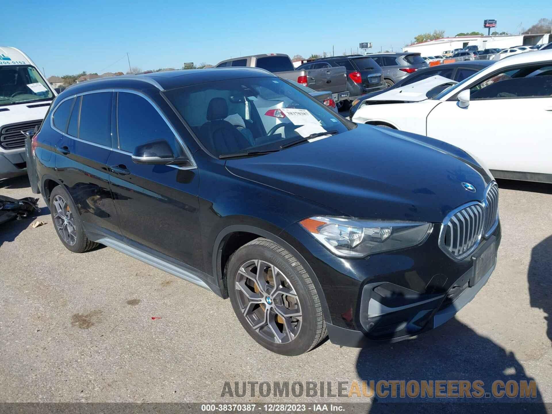 WBXJG9C09L5P74015 BMW X1 2020