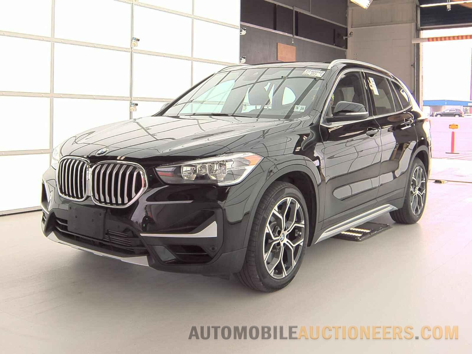 WBXJG9C09M5S13637 BMW X1 2021