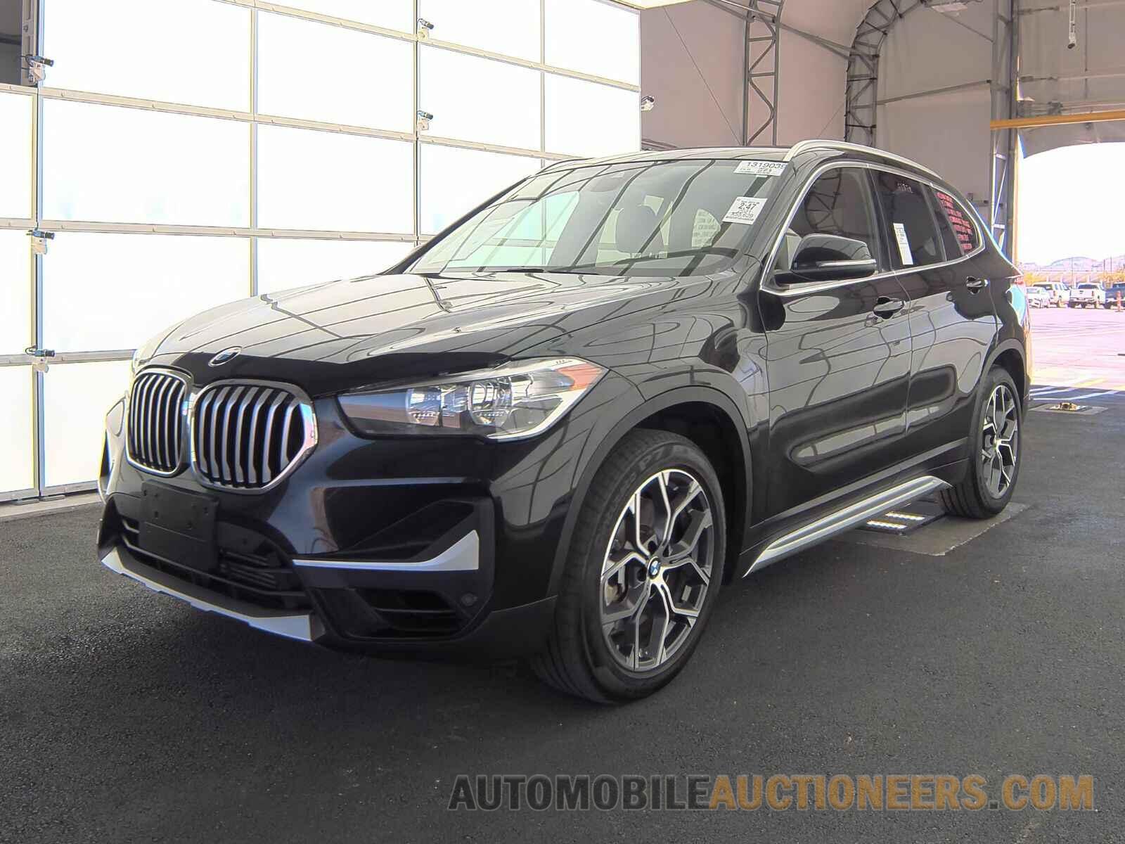 WBXJG9C0XM5U00630 BMW X1 2021