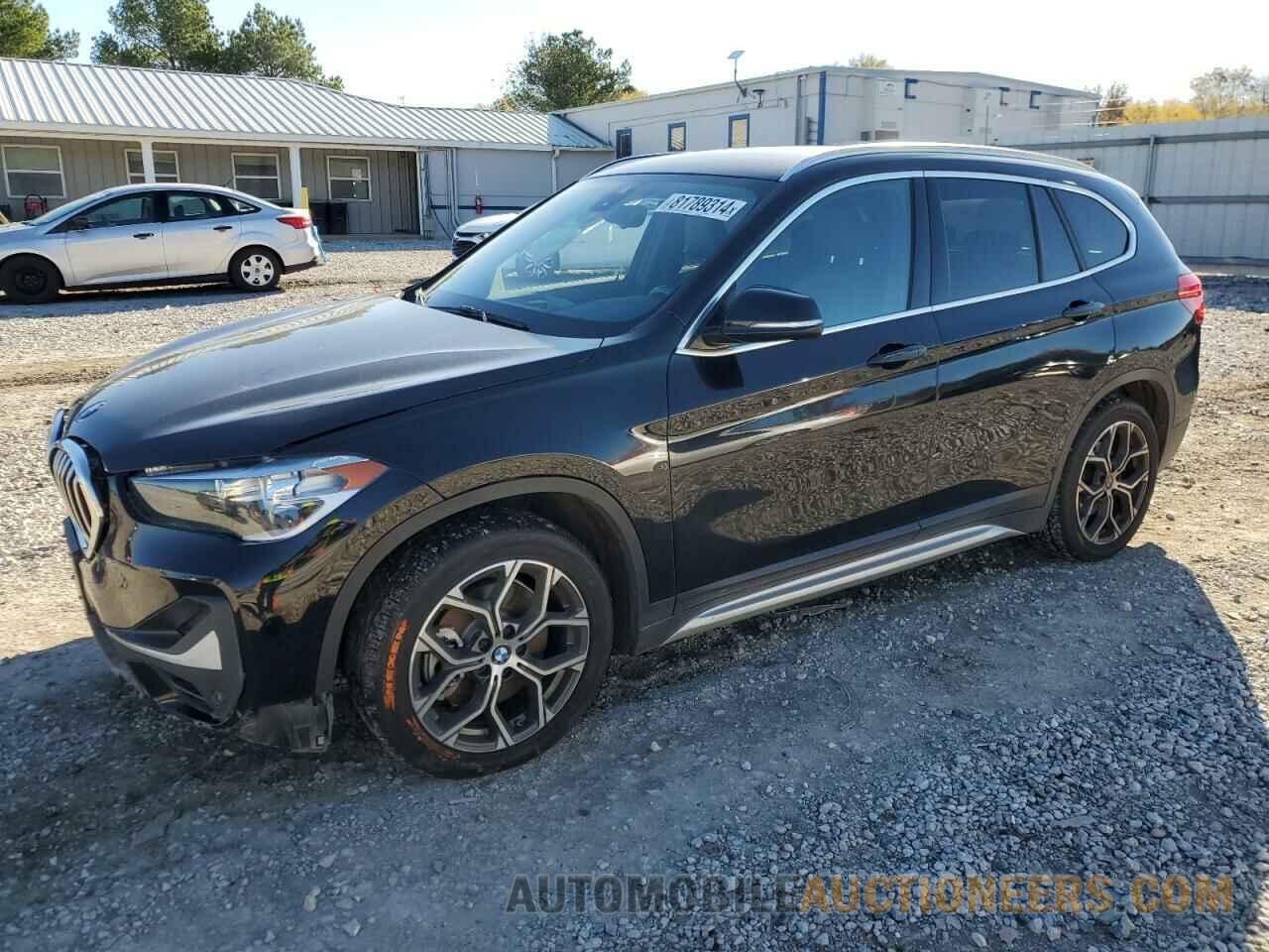 WBXJG9C0XM5U34552 BMW X1 2021